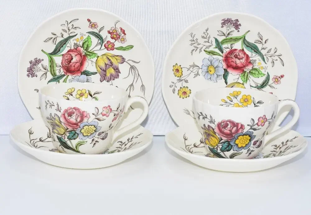 Copeland Spode Gainsborough Marlborough Tea Cup and Saucer Plates - 6pc set